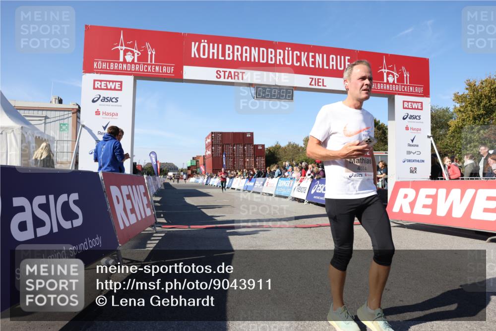 03.10.2025 - Köhlbrandbrückenlauf Lena Gebhardt http://msf.ph/oto/9043911 03.10.2025 12:59:52 Ziel 4074, 4554, 6142, 6254, 6601, 6654 meine-sportfotos.de