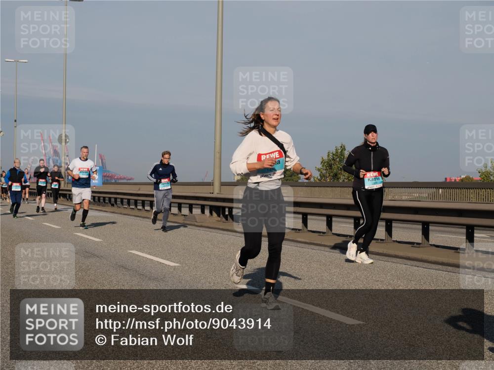03.10.2025 - Köhlbrandbrückenlauf Fabian Wolf http://msf.ph/oto/9043914 03.10.2025 09:56:46 Position 3 1455 meine-sportfotos.de