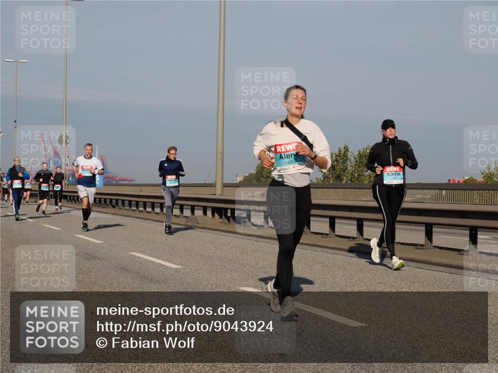 03.10.2025 - Köhlbrandbrückenlauf Fabian Wolf http://msf.ph/oto/9043924 03.10.2025 09:56:47 Position 3 1455 meine-sportfotos.de