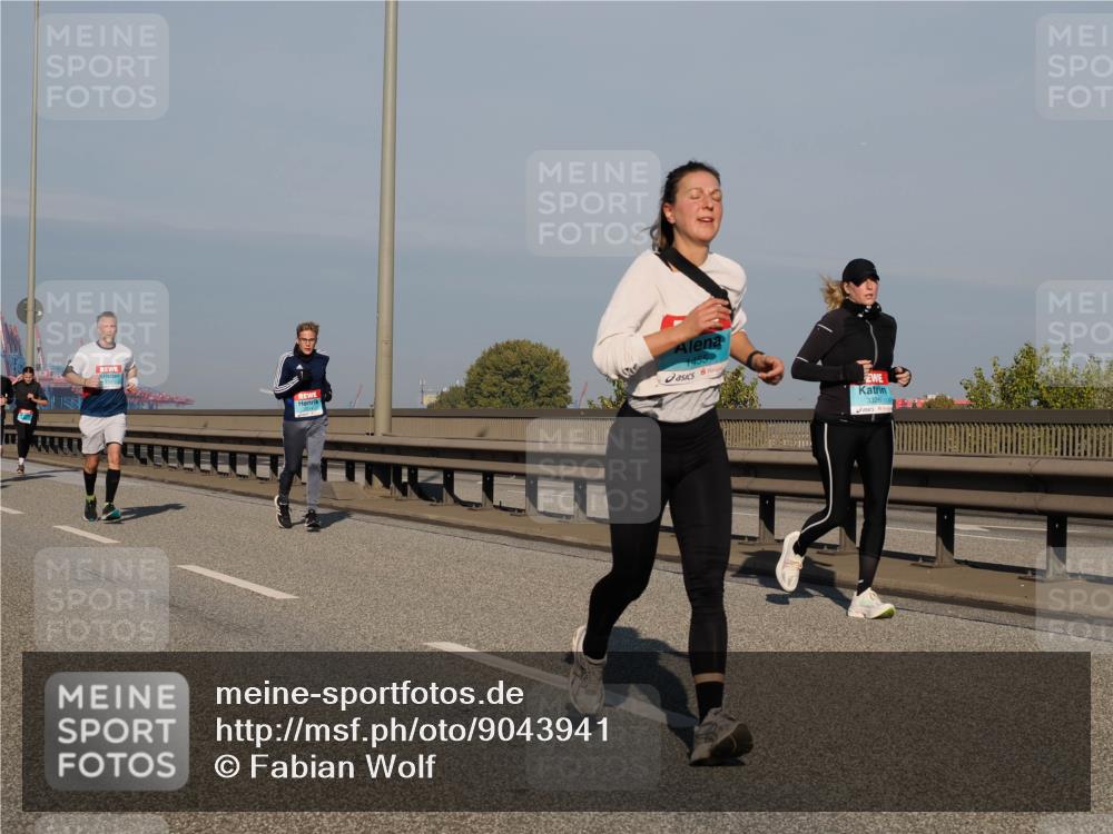 03.10.2025 - Köhlbrandbrückenlauf Fabian Wolf http://msf.ph/oto/9043941 03.10.2025 09:56:47 Position 3 1455, 3326 meine-sportfotos.de