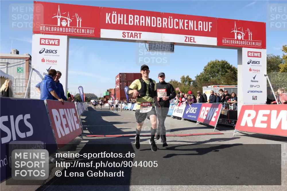 03.10.2025 - Köhlbrandbrückenlauf Lena Gebhardt http://msf.ph/oto/9044005 03.10.2025 13:00:04 Ziel 4261, 4319, 4554, 6097, 6368 meine-sportfotos.de