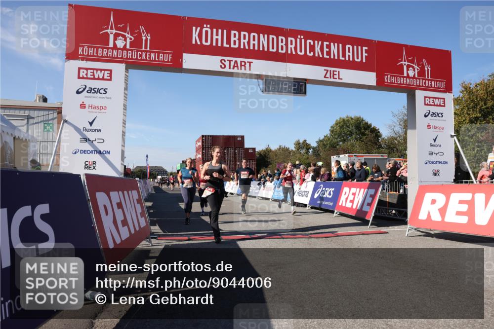03.10.2025 - Köhlbrandbrückenlauf Lena Gebhardt http://msf.ph/oto/9044006 03.10.2025 13:19:28 Ziel 4593, 4691, 4971, 5009, 5405, 5443, 5451, 5578, 6057, 6230, 6576, 6753, 6776 meine-sportfotos.de