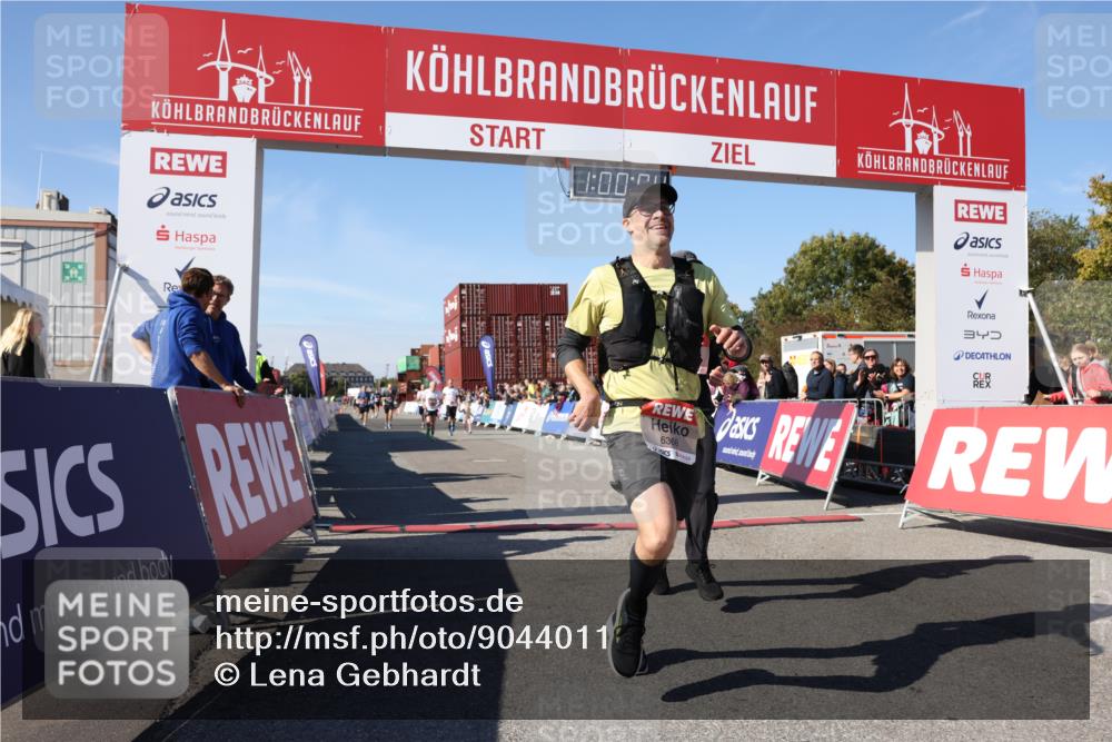 03.10.2025 - Köhlbrandbrückenlauf Lena Gebhardt http://msf.ph/oto/9044011 03.10.2025 13:00:05 Ziel 4192, 4261, 4319, 4554, 6097, 6203, 6368 meine-sportfotos.de