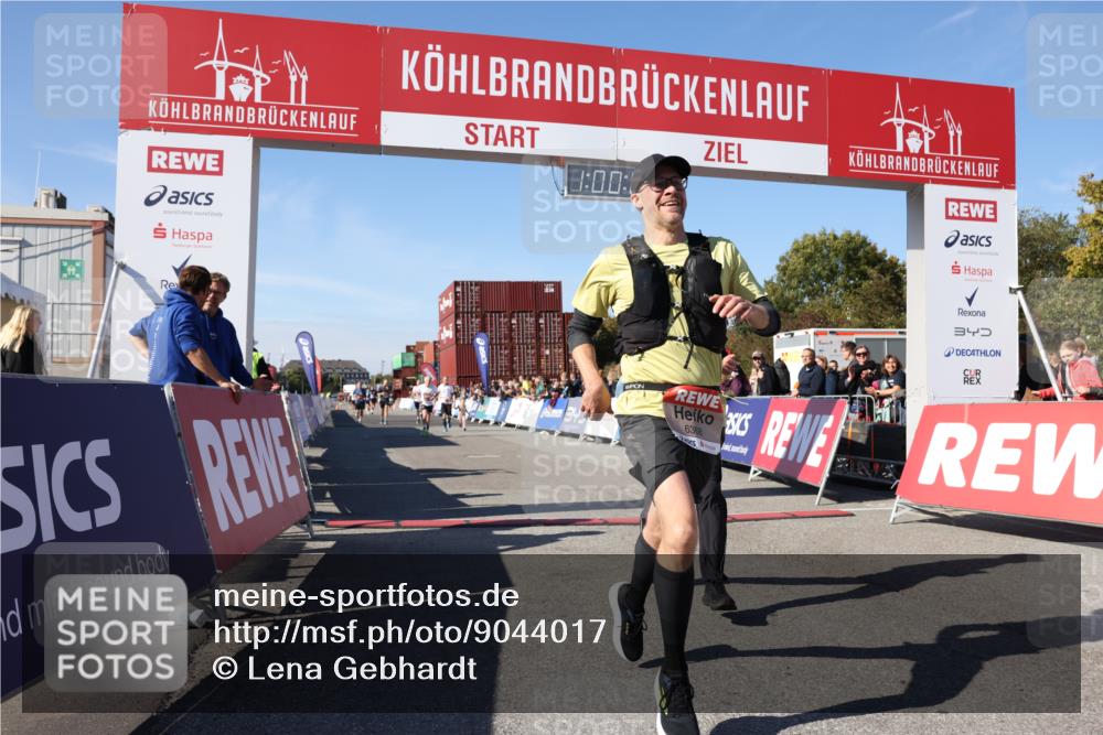 03.10.2025 - Köhlbrandbrückenlauf Lena Gebhardt http://msf.ph/oto/9044017 03.10.2025 13:00:05 Ziel 4192, 4261, 4319, 4554, 6097, 6203, 6368 meine-sportfotos.de