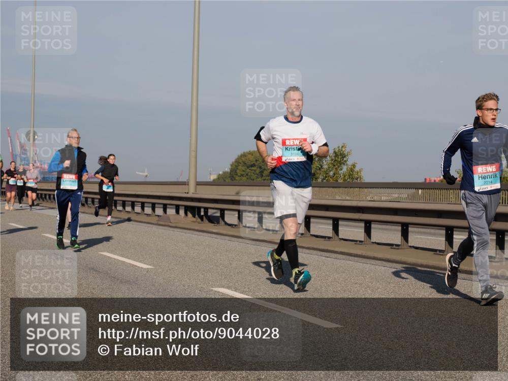 03.10.2025 - Köhlbrandbrückenlauf Fabian Wolf http://msf.ph/oto/9044028 03.10.2025 09:56:51 Position 3 3166, 2214 meine-sportfotos.de