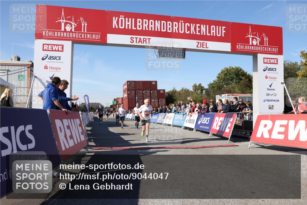 03.10.2025 - Köhlbrandbrückenlauf Lena Gebhardt http://msf.ph/oto/9044047 03.10.2025 13:00:09 Ziel 4020, 4192, 4261, 4319, 6097, 6203, 6368, 6798 meine-sportfotos.de