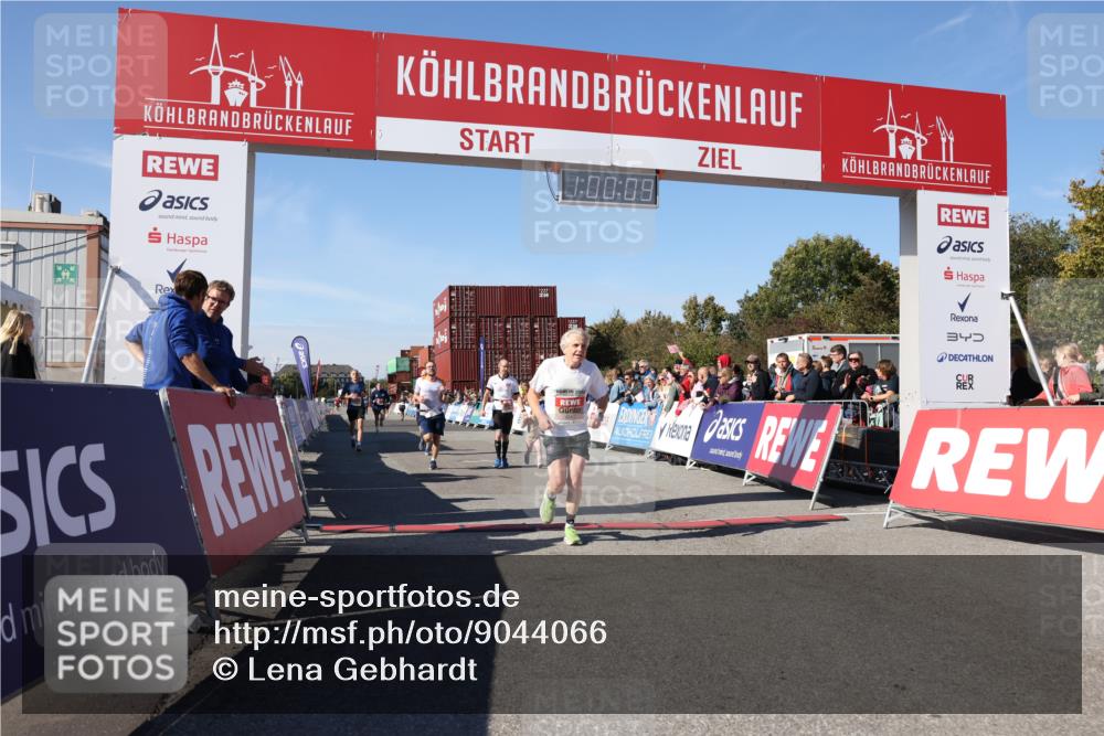 03.10.2025 - Köhlbrandbrückenlauf Lena Gebhardt http://msf.ph/oto/9044066 03.10.2025 13:00:09 Ziel 4020, 4192, 4261, 4319, 6097, 6203, 6368, 6798 meine-sportfotos.de