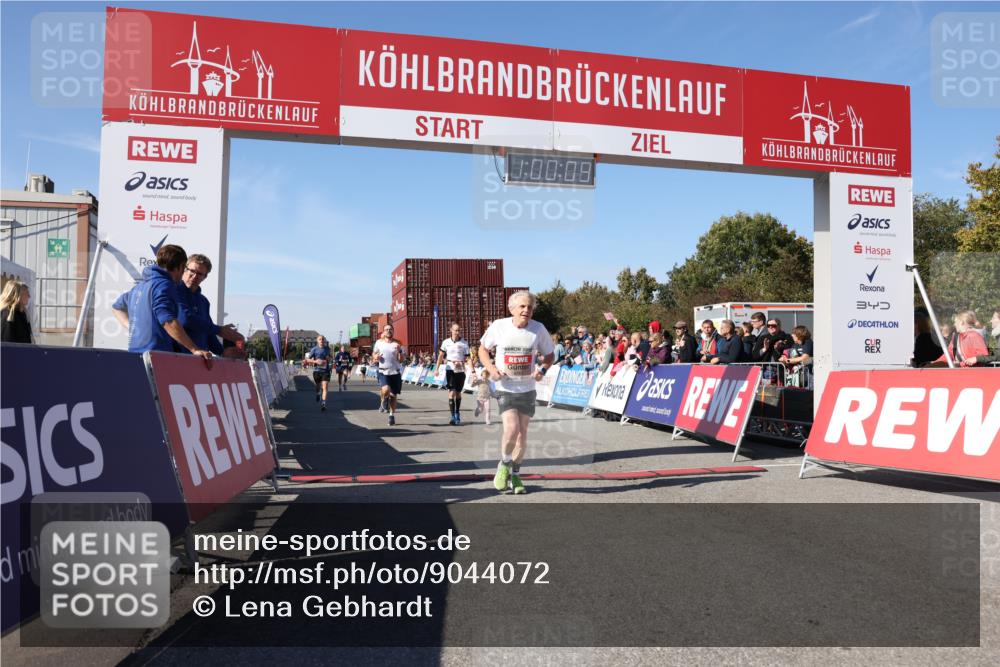 03.10.2025 - Köhlbrandbrückenlauf Lena Gebhardt http://msf.ph/oto/9044072 03.10.2025 13:00:09 Ziel 4020, 4192, 4261, 4319, 6097, 6203, 6368, 6798 meine-sportfotos.de
