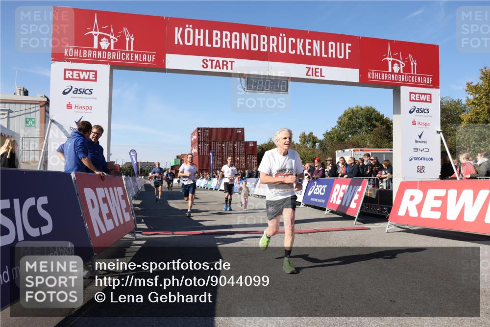03.10.2025 - Köhlbrandbrückenlauf Lena Gebhardt http://msf.ph/oto/9044099 03.10.2025 13:00:10 Ziel 4020, 4192, 4261, 4319, 6097, 6203, 6368, 6798 meine-sportfotos.de