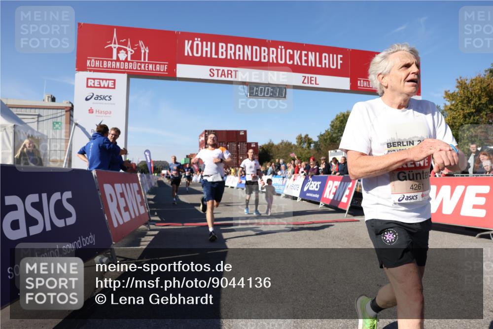03.10.2025 - Köhlbrandbrückenlauf Lena Gebhardt http://msf.ph/oto/9044136 03.10.2025 13:00:11 Ziel 4020, 4192, 4261, 4319, 6097, 6203, 6368, 6760, 6798 meine-sportfotos.de