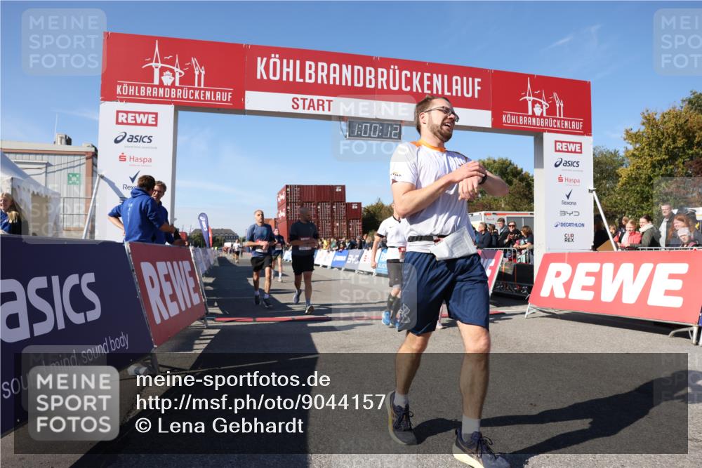 03.10.2025 - Köhlbrandbrückenlauf Lena Gebhardt http://msf.ph/oto/9044157 03.10.2025 13:00:12 Ziel 4020, 4192, 4250, 4261, 4319, 6097, 6203, 6368, 6760, 6798 meine-sportfotos.de