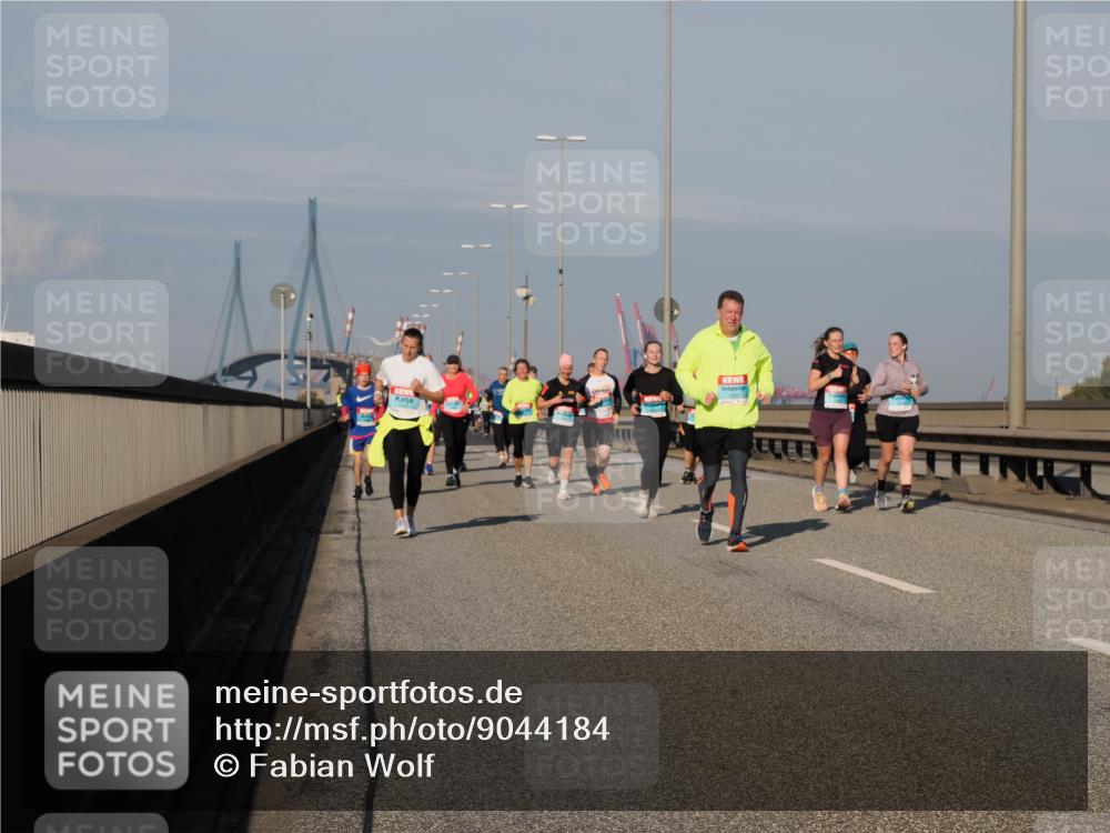 03.10.2025 - Köhlbrandbrückenlauf Fabian Wolf http://msf.ph/oto/9044184 03.10.2025 09:56:57 Position 3  meine-sportfotos.de