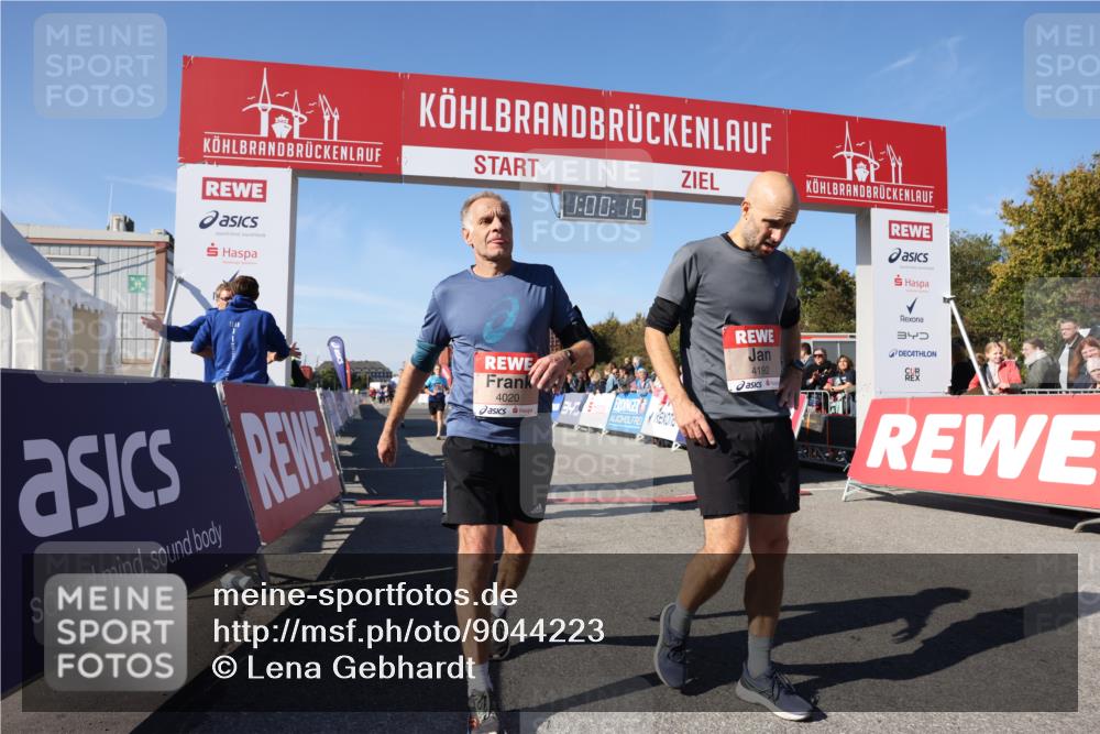 03.10.2025 - Köhlbrandbrückenlauf Lena Gebhardt http://msf.ph/oto/9044223 03.10.2025 13:00:15 Ziel 4020, 4192, 4250, 4261, 6097, 6203, 6236, 6760, 6798 meine-sportfotos.de