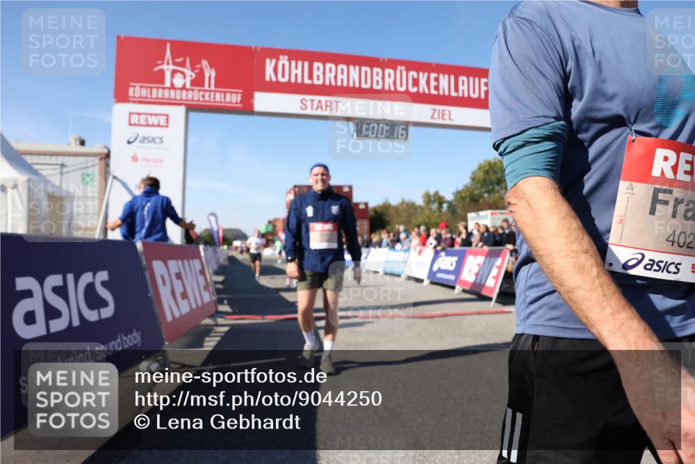 03.10.2025 - Köhlbrandbrückenlauf Lena Gebhardt http://msf.ph/oto/9044250 03.10.2025 13:00:16 Ziel 4020, 4192, 4250, 4261, 6097, 6203, 6236, 6707, 6760, 6798 meine-sportfotos.de