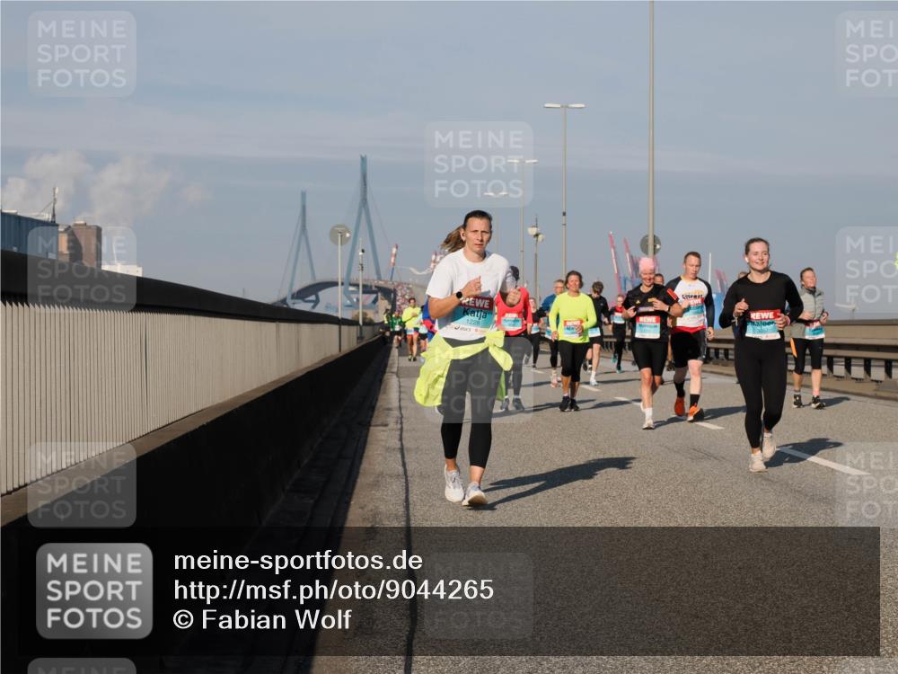 03.10.2025 - Köhlbrandbrückenlauf Fabian Wolf http://msf.ph/oto/9044265 03.10.2025 09:57:00 Position 3 1228 meine-sportfotos.de