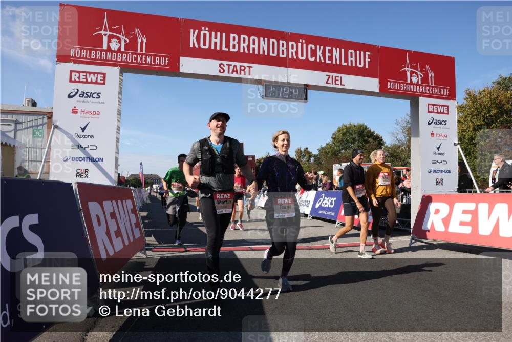 03.10.2025 - Köhlbrandbrückenlauf Lena Gebhardt http://msf.ph/oto/9044277 03.10.2025 13:19:42 Ziel 4981, 5047, 5148, 5647, 5648, 5650, 5838, 5931, 5975, 6382, 6383, 6509, 6600, 6660, 6730 meine-sportfotos.de