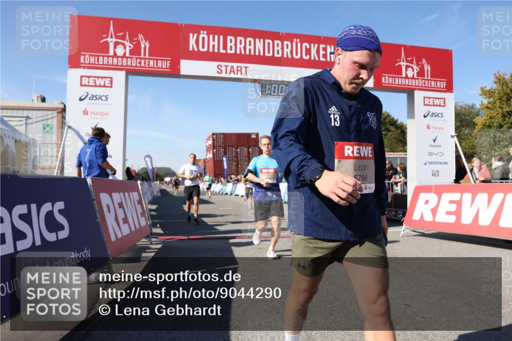 03.10.2025 - Köhlbrandbrückenlauf Lena Gebhardt http://msf.ph/oto/9044290 03.10.2025 13:00:18 Ziel 4020, 4192, 4250, 4261, 4275, 6097, 6203, 6236, 6707, 6760, 6798 meine-sportfotos.de