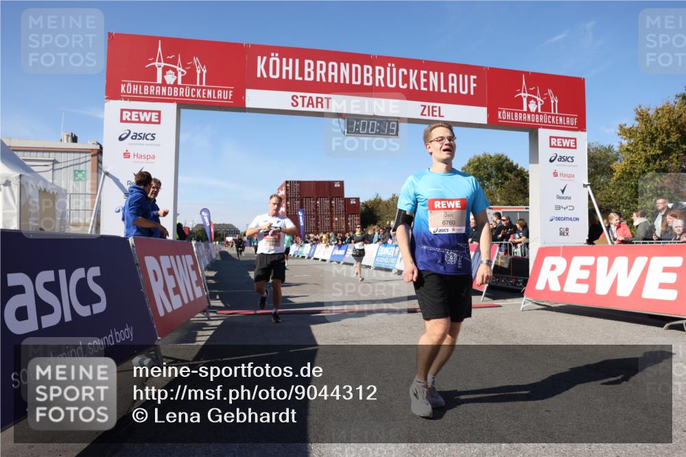 03.10.2025 - Köhlbrandbrückenlauf Lena Gebhardt http://msf.ph/oto/9044312 03.10.2025 13:00:19 Ziel 4020, 4192, 4250, 4275, 6097, 6203, 6236, 6707, 6760, 6798 meine-sportfotos.de