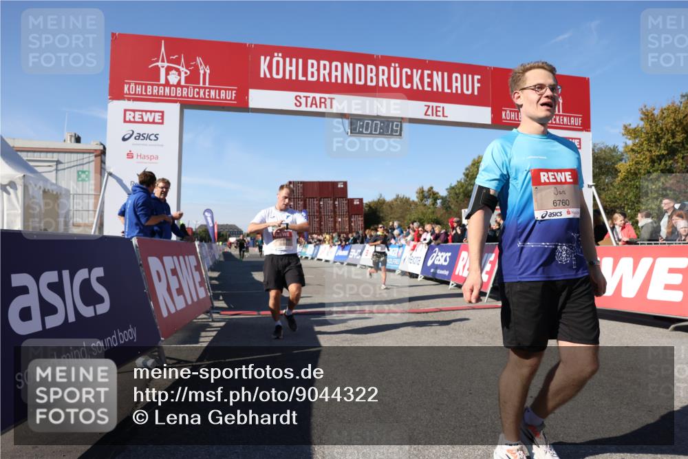 03.10.2025 - Köhlbrandbrückenlauf Lena Gebhardt http://msf.ph/oto/9044322 03.10.2025 13:00:19 Ziel 4020, 4192, 4250, 4275, 6097, 6203, 6236, 6707, 6760, 6798 meine-sportfotos.de