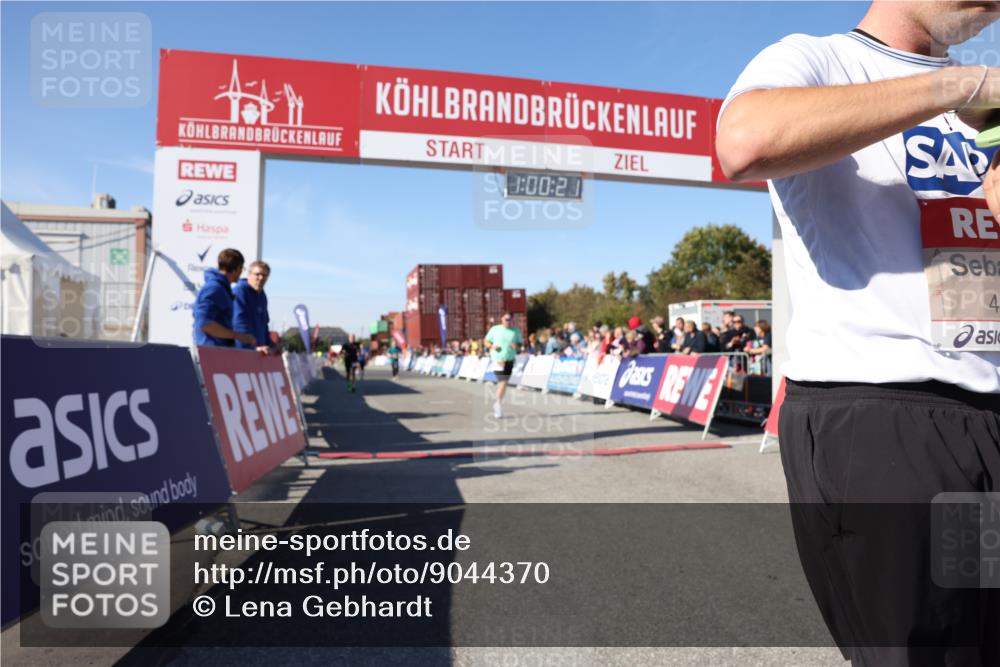 03.10.2025 - Köhlbrandbrückenlauf Lena Gebhardt http://msf.ph/oto/9044370 03.10.2025 13:00:22 Ziel 4020, 4163, 4250, 4275, 6236, 6490, 6707, 6714, 6760, 6798 meine-sportfotos.de