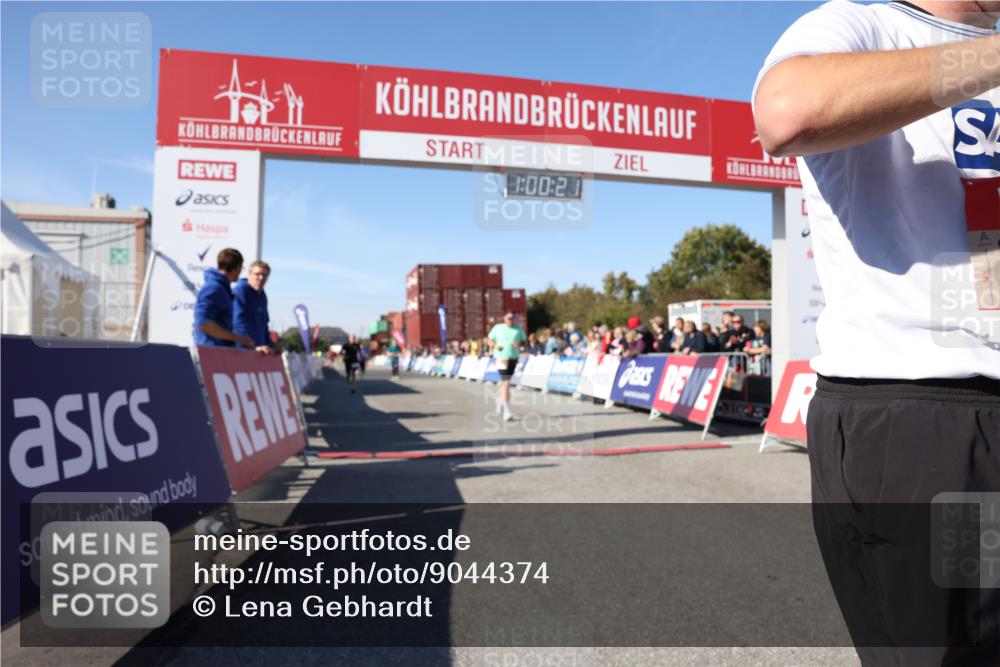 03.10.2025 - Köhlbrandbrückenlauf Lena Gebhardt http://msf.ph/oto/9044374 03.10.2025 13:00:22 Ziel 4020, 4163, 4250, 4275, 6236, 6490, 6707, 6714, 6760, 6798 meine-sportfotos.de