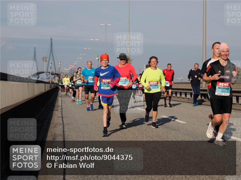 03.10.2025 - Köhlbrandbrückenlauf Fabian Wolf http://msf.ph/oto/9044375 03.10.2025 09:57:04 Position 3 3060, 2996, 3062, 1272 meine-sportfotos.de