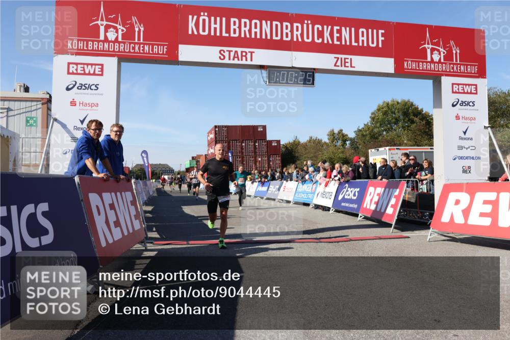 03.10.2025 - Köhlbrandbrückenlauf Lena Gebhardt http://msf.ph/oto/9044445 03.10.2025 13:00:25 Ziel 4163, 4172, 4250, 4275, 6236, 6490, 6707, 6714, 6760 meine-sportfotos.de