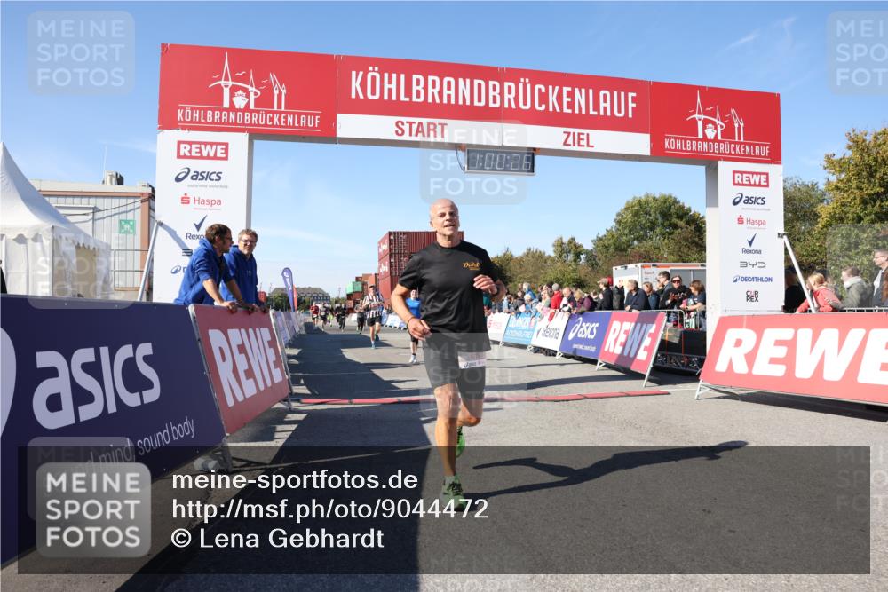 03.10.2025 - Köhlbrandbrückenlauf Lena Gebhardt http://msf.ph/oto/9044472 03.10.2025 13:00:26 Ziel 4163, 4172, 4250, 4275, 4622, 4850, 5664, 6236, 6490, 6707, 6714, 6760 meine-sportfotos.de