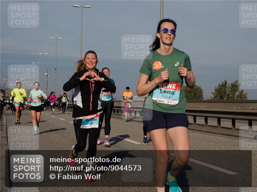 03.10.2025 - Köhlbrandbrückenlauf Fabian Wolf http://msf.ph/oto/9044573 03.10.2025 09:57:11 Position 3 2098, 1460, 1604 meine-sportfotos.de