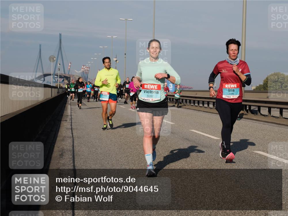 03.10.2025 - Köhlbrandbrückenlauf Fabian Wolf http://msf.ph/oto/9044645 03.10.2025 09:57:15 Position 3 1267, 3596 meine-sportfotos.de