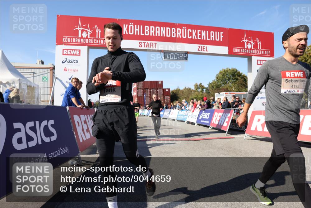 03.10.2025 - Köhlbrandbrückenlauf Lena Gebhardt http://msf.ph/oto/9044659 03.10.2025 13:00:35 Ziel 4016, 4163, 4172, 4228, 4299, 4622, 4850, 5011, 5664, 6373, 6490, 6714 meine-sportfotos.de