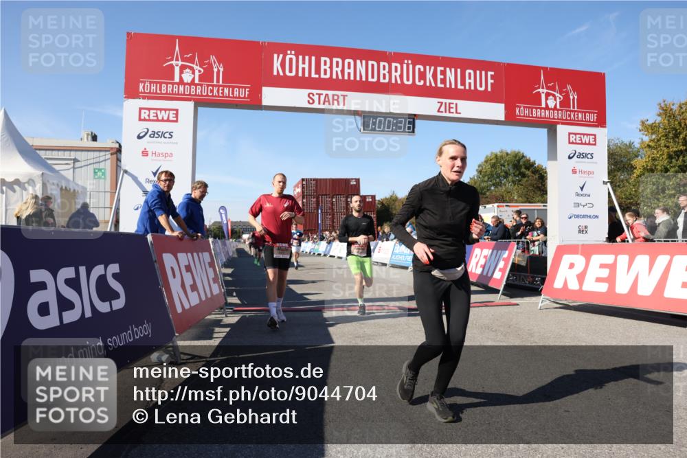 03.10.2025 - Köhlbrandbrückenlauf Lena Gebhardt http://msf.ph/oto/9044704 03.10.2025 13:00:37 Ziel 4016, 4163, 4172, 4228, 4299, 4622, 4763, 4850, 5011, 5664, 6373, 6490 meine-sportfotos.de