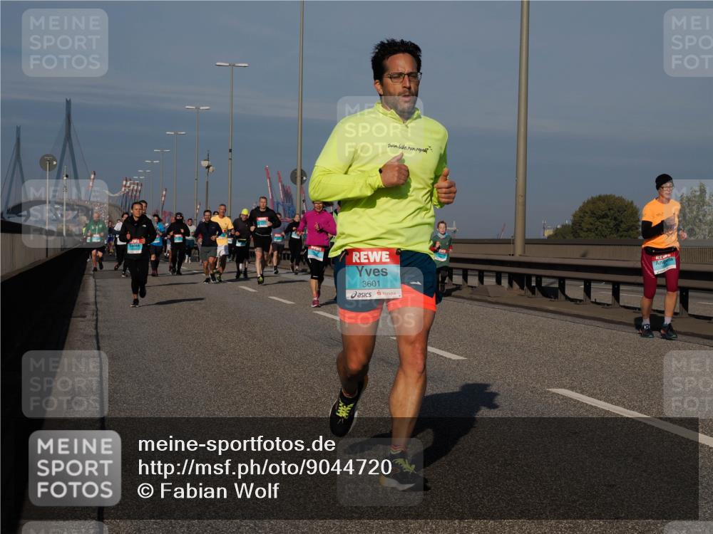 03.10.2025 - Köhlbrandbrückenlauf Fabian Wolf http://msf.ph/oto/9044720 03.10.2025 09:57:18 Position 3 3601 meine-sportfotos.de