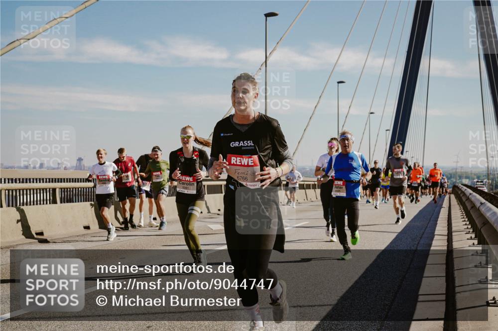 03.10.2025 - Köhlbrandbrückenlauf Michael Burmester http://msf.ph/oto/9044747 03.10.2025 12:26:44 Position 1 6281, 6766 meine-sportfotos.de