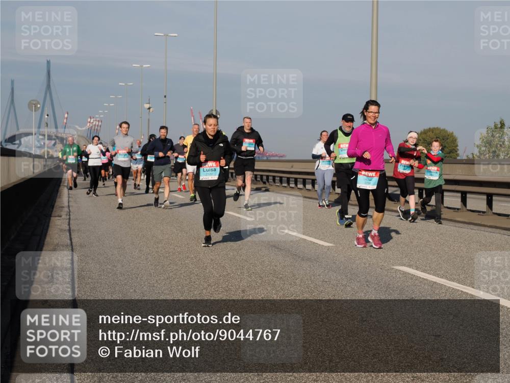 03.10.2025 - Köhlbrandbrückenlauf Fabian Wolf http://msf.ph/oto/9044767 03.10.2025 09:57:21 Position 3 2122, 3798 meine-sportfotos.de
