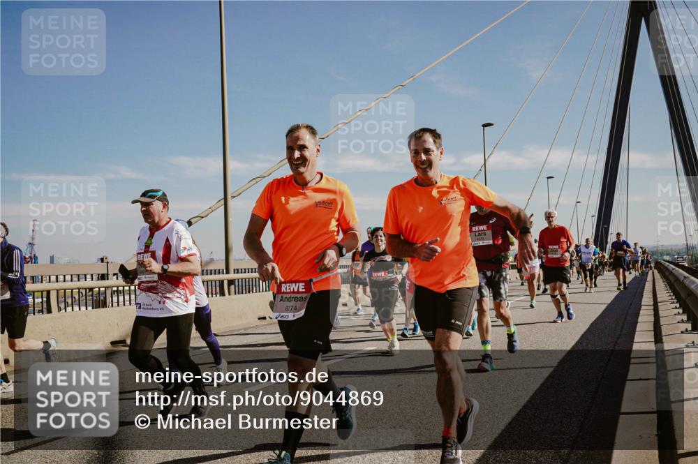 03.10.2025 - Köhlbrandbrückenlauf Michael Burmester http://msf.ph/oto/9044869 03.10.2025 12:26:55 Position 1 6274 meine-sportfotos.de