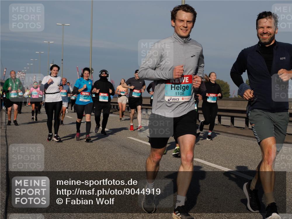 03.10.2025 - Köhlbrandbrückenlauf Fabian Wolf http://msf.ph/oto/9044919 03.10.2025 09:57:27 Position 3 1108 meine-sportfotos.de