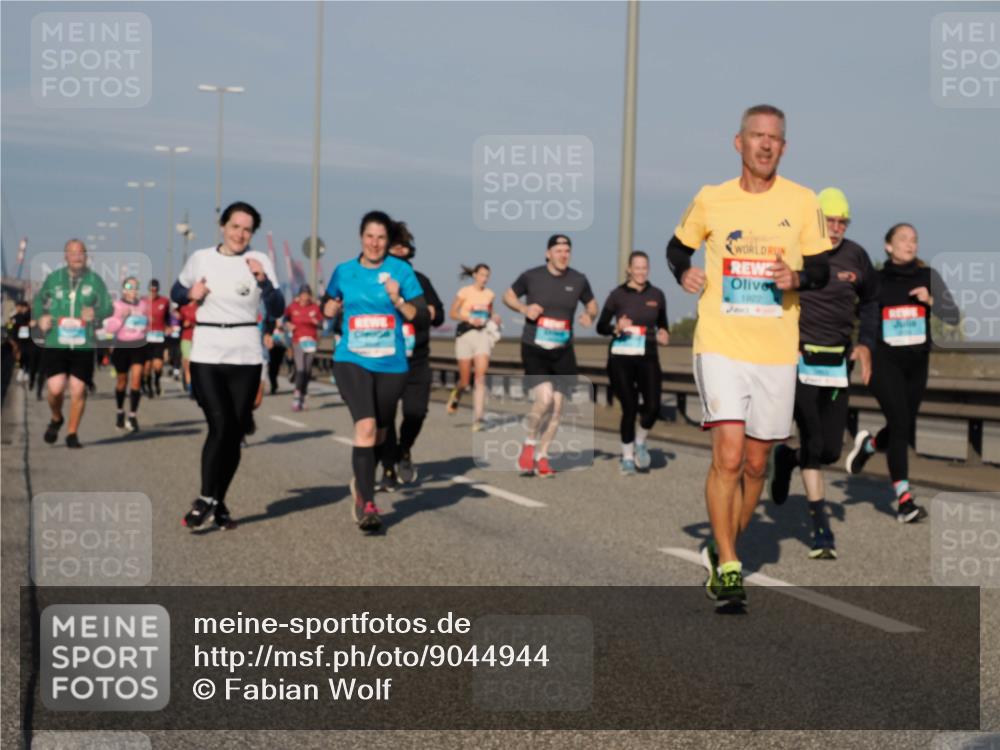 03.10.2025 - Köhlbrandbrückenlauf Fabian Wolf http://msf.ph/oto/9044944 03.10.2025 09:57:28 Position 3 1922 meine-sportfotos.de