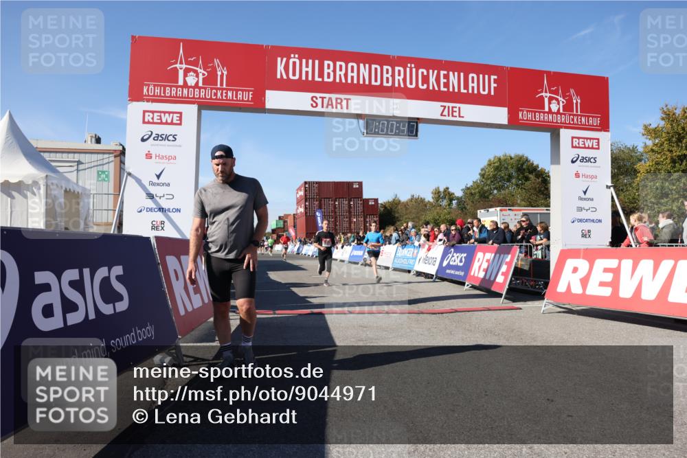 03.10.2025 - Köhlbrandbrückenlauf Lena Gebhardt http://msf.ph/oto/9044971 03.10.2025 13:00:47 Ziel 4018, 4228, 4763, 5011, 6042, 6464, 6525 meine-sportfotos.de