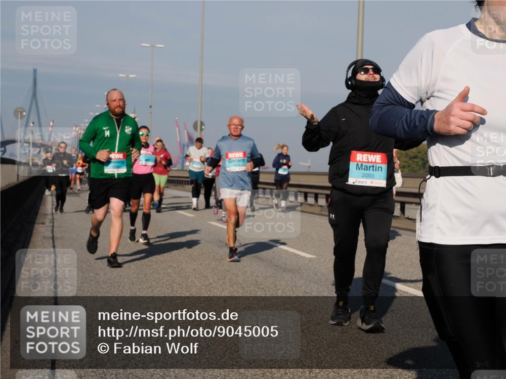 03.10.2025 - Köhlbrandbrückenlauf Fabian Wolf http://msf.ph/oto/9045005 03.10.2025 09:57:31 Position 3 2093 meine-sportfotos.de