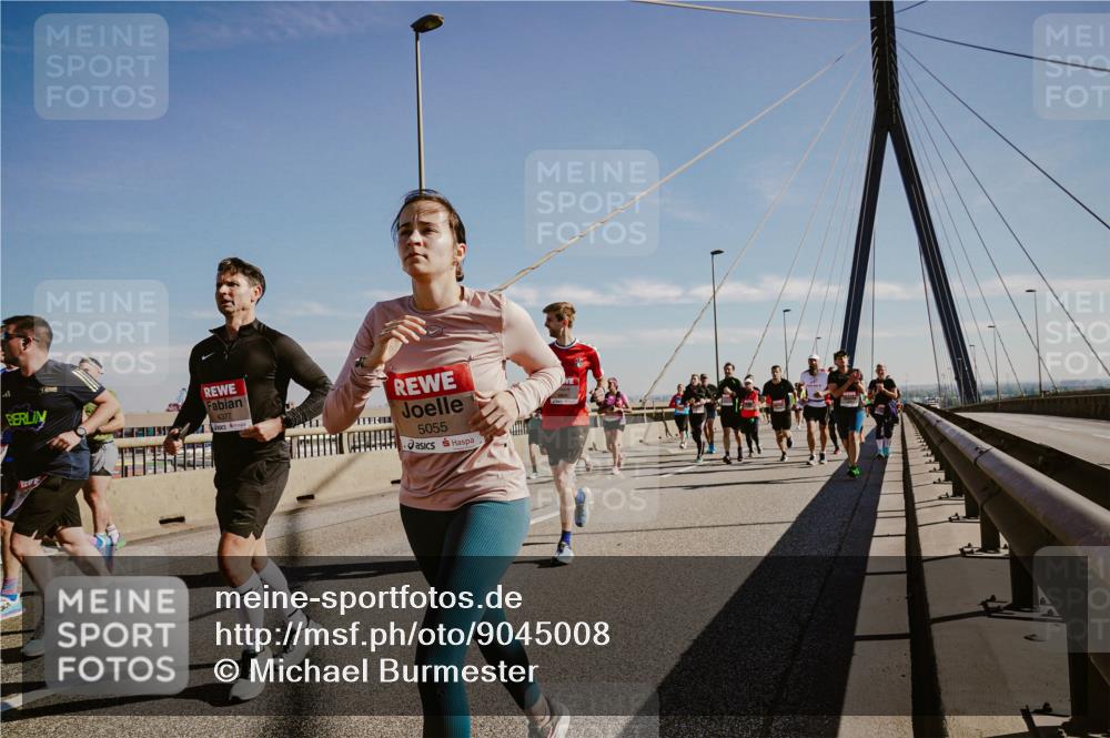 03.10.2025 - Köhlbrandbrückenlauf Michael Burmester http://msf.ph/oto/9045008 03.10.2025 12:27:06 Position 1 4377, 5055 meine-sportfotos.de