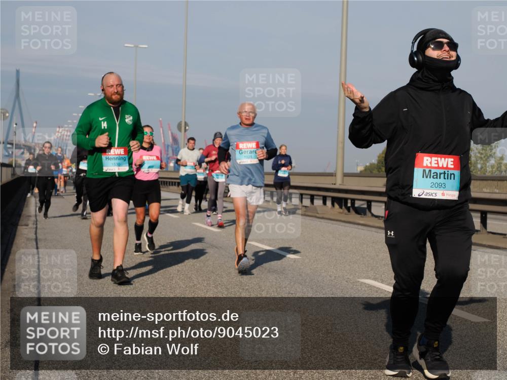 03.10.2025 - Köhlbrandbrückenlauf Fabian Wolf http://msf.ph/oto/9045023 03.10.2025 09:57:32 Position 3 1530, 1523, 2093 meine-sportfotos.de