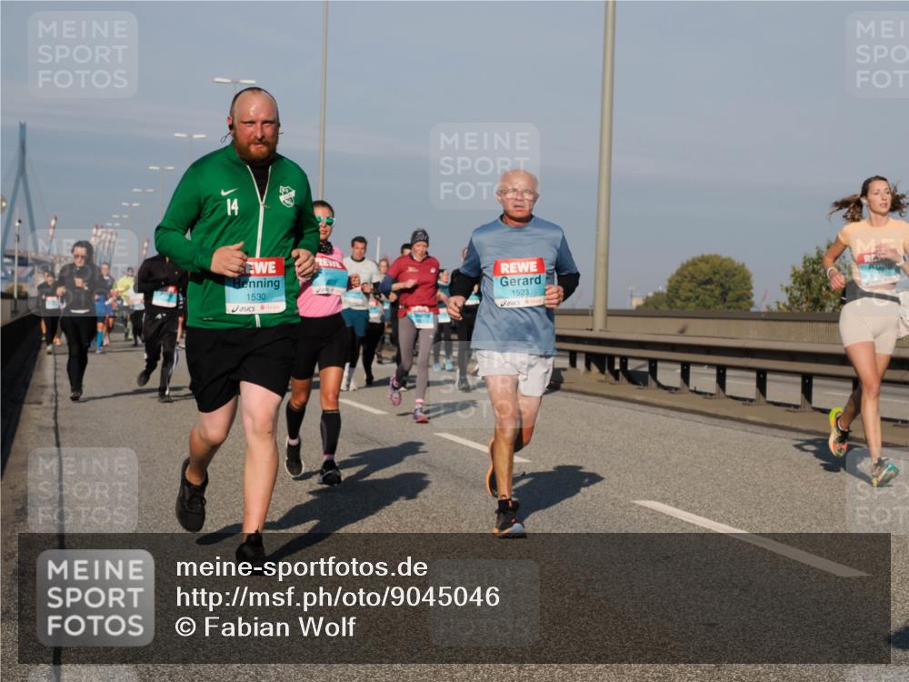 03.10.2025 - Köhlbrandbrückenlauf Fabian Wolf http://msf.ph/oto/9045046 03.10.2025 09:57:32 Position 3 14, 1530, 1523 meine-sportfotos.de