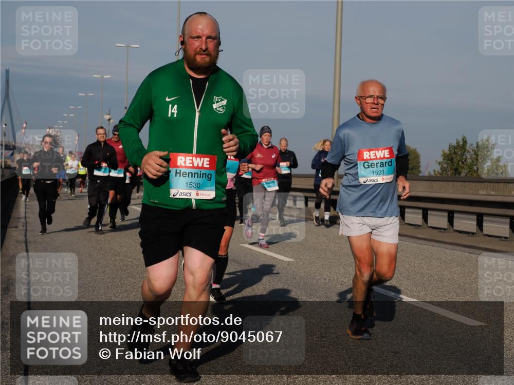 03.10.2025 - Köhlbrandbrückenlauf Fabian Wolf http://msf.ph/oto/9045067 03.10.2025 09:57:33 Position 3 14, 196, 1530, 1523 meine-sportfotos.de