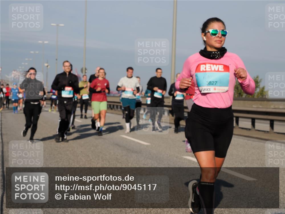 03.10.2025 - Köhlbrandbrückenlauf Fabian Wolf http://msf.ph/oto/9045117 03.10.2025 09:57:35 Position 3 3827 meine-sportfotos.de