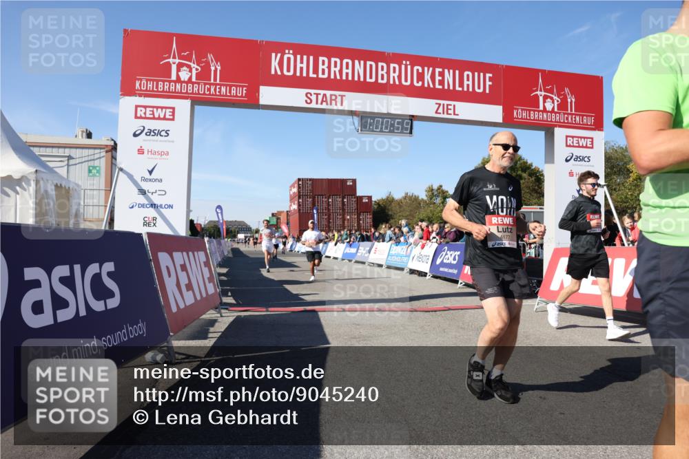 03.10.2025 - Köhlbrandbrückenlauf Lena Gebhardt http://msf.ph/oto/9045240 03.10.2025 13:00:59 Ziel 4069, 4140, 4177, 4407, 4425, 4512, 4820, 6464 meine-sportfotos.de
