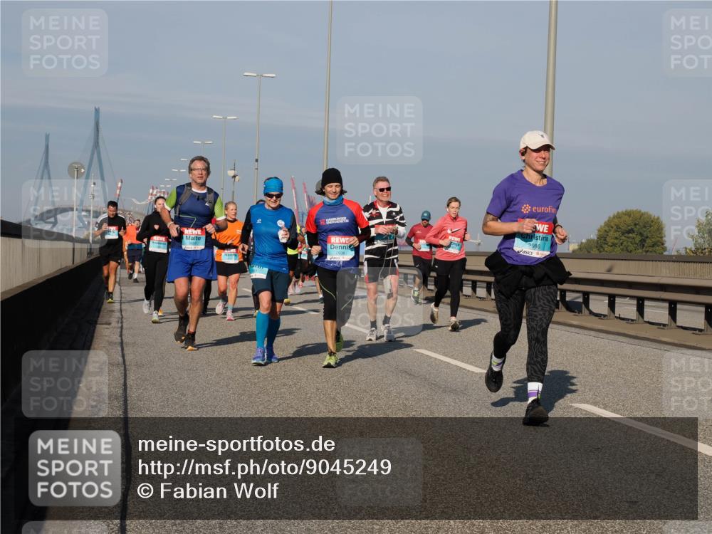 03.10.2025 - Köhlbrandbrückenlauf Fabian Wolf http://msf.ph/oto/9045249 03.10.2025 09:57:42 Position 3 3691, 2986 meine-sportfotos.de