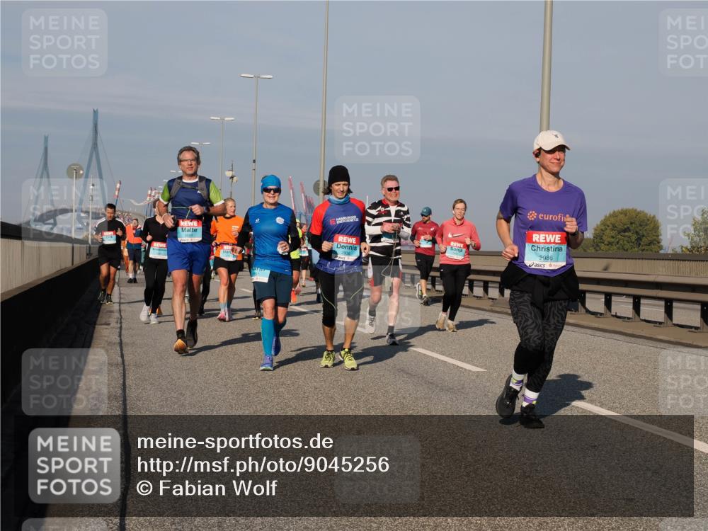 03.10.2025 - Köhlbrandbrückenlauf Fabian Wolf http://msf.ph/oto/9045256 03.10.2025 09:57:42 Position 3 2986 meine-sportfotos.de