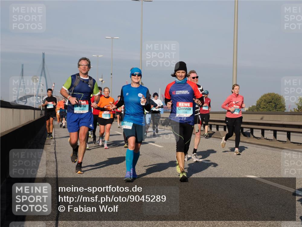 03.10.2025 - Köhlbrandbrückenlauf Fabian Wolf http://msf.ph/oto/9045289 03.10.2025 09:57:43 Position 3 3691, 2147, 2951, 2938 meine-sportfotos.de