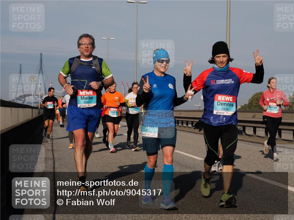 03.10.2025 - Köhlbrandbrückenlauf Fabian Wolf http://msf.ph/oto/9045317 03.10.2025 09:57:44 Position 3 3691, 2147, 2951, 2938, 1431 meine-sportfotos.de